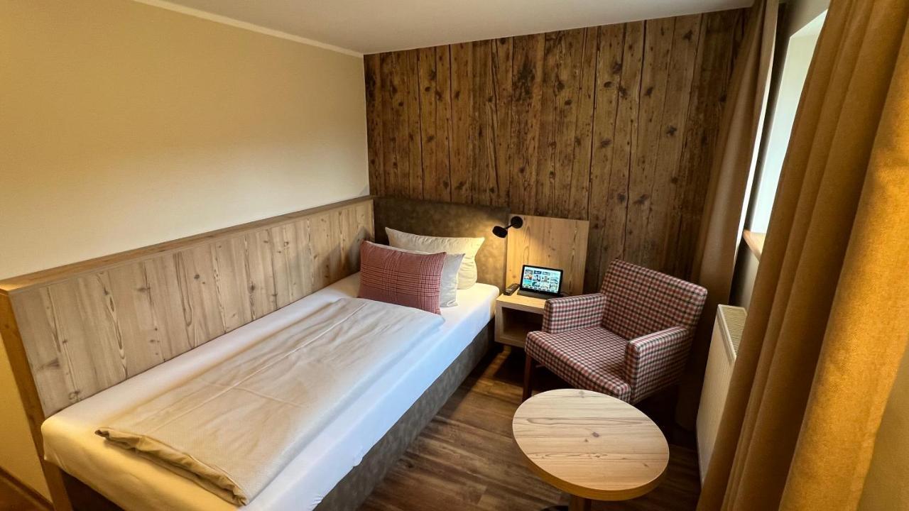 קורורט יונסדורף Dammschenke Gasthof & Hotel מראה חיצוני תמונה