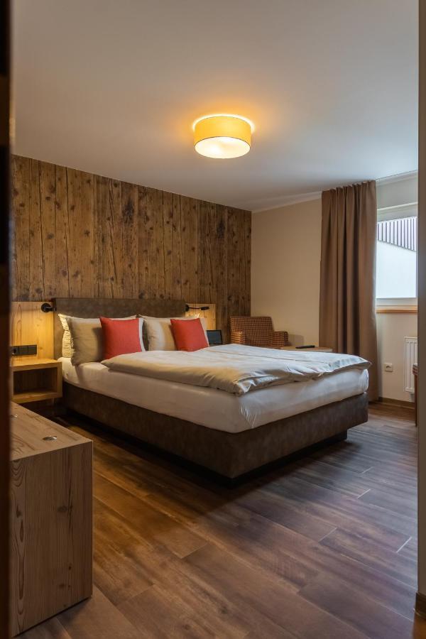 קורורט יונסדורף Dammschenke Gasthof & Hotel מראה חיצוני תמונה